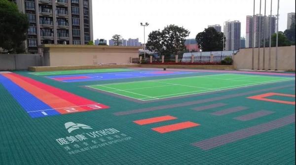 EN14877 standard Interlocking Playground Mats , Excellent Grip Modular Sports Flooring
