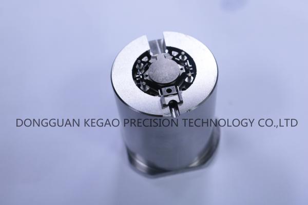 Peças automotivos da modelação por injeção da inserção do núcleo 8407 52HRC materiais