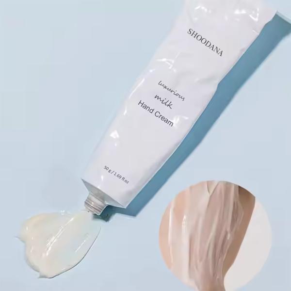 Lotion quotidienne personnelle pour les mains à la vitamine E, hydratante et nourrissante, crème pour les mains au lait de chèvre pour toutes les peaux