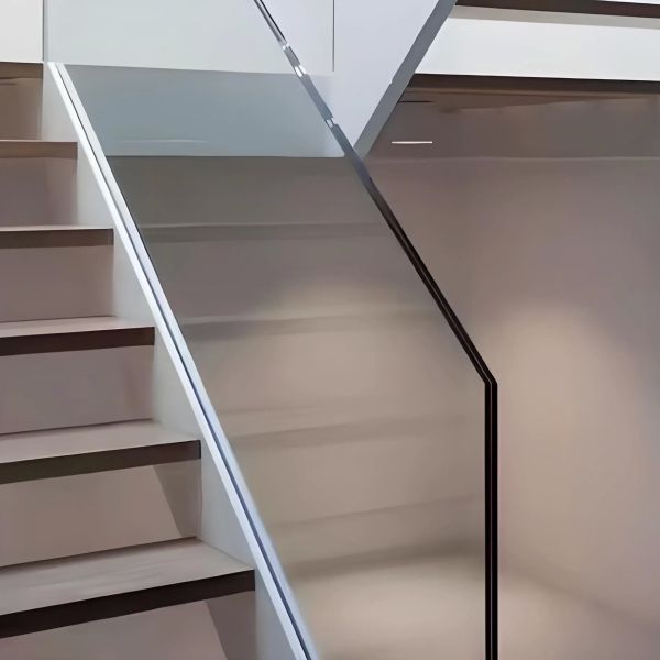 6mm Building Glass Durable Tempered Glass Showcase For Secure Room Exteriors