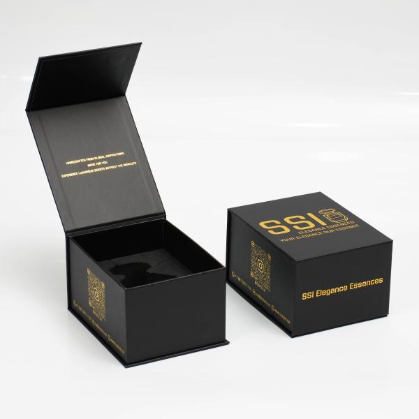 Custom Black/Yellow Logo Luxury Recyclable Folding Magnet Gift Box Skincare Hard Cardboard Packaging Sponge Recycled Materials