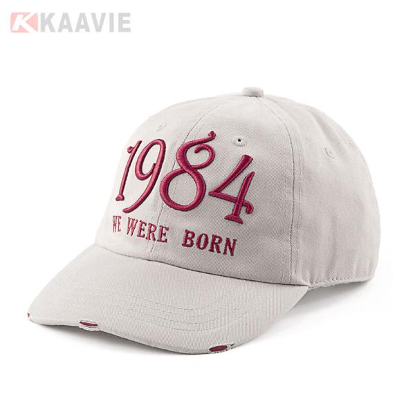 6 Panel High Profiel Black 100 Polyester Baseball Caps 2.5cm Visor Letters Embroidered