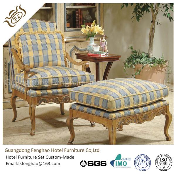 Modern Comfortable Tartan Fabric Leisure Chair Ottoman Wood Frame