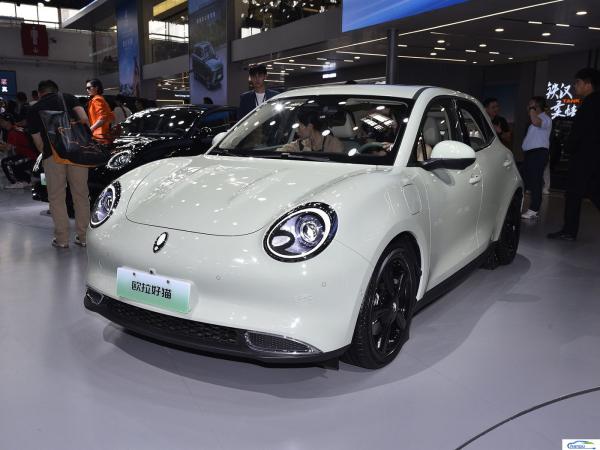 401km Range 2024 Ora Good Cat EV Hatchback Passenger Car for Electric Vehicle Market