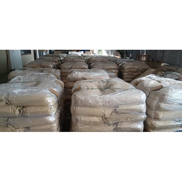 Résine acrylique solide à haute adhérence poudre blanche pour revêtement des pièces automobiles