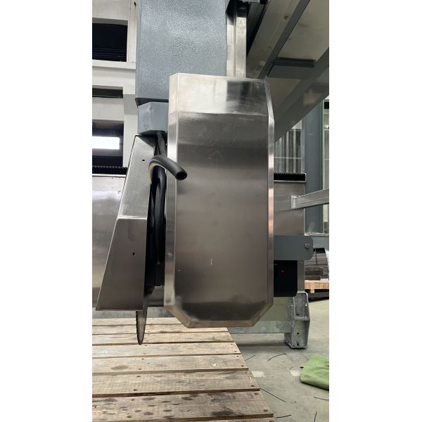 5-Axis Bridge Stone Cutter with Italian DDX System 900mm Saw Blade and ±0.1 mm Cutting Accuracy