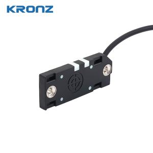 Sensores capacitivos NPN cúbico N.C. 10-30VDC não flush IP65 10mm Sensor 2m cabo