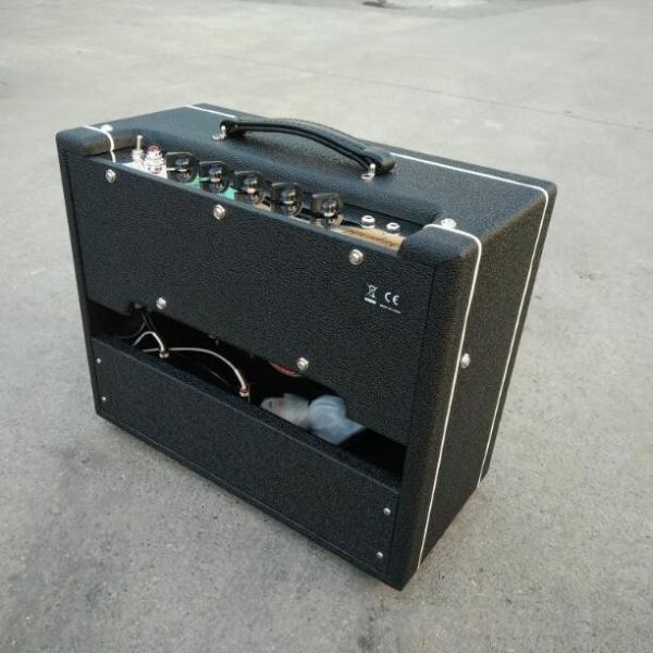 1*10 Eminence Celestion Speaker Vox Style Tube Guitar Amplifier Combo 15W