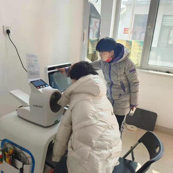 Telemedicine Kiosk Self-Service Station for Full Body Health Check and Consultation