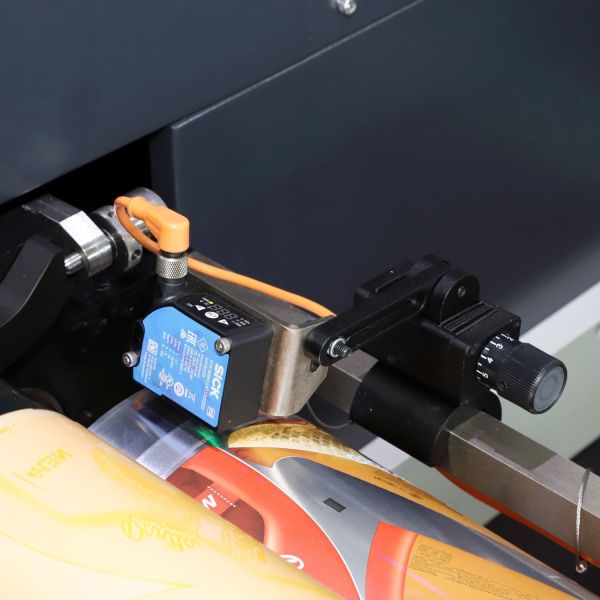 High Speed Fullly Servo Motors Flexographic Printing Machine with 12 Color