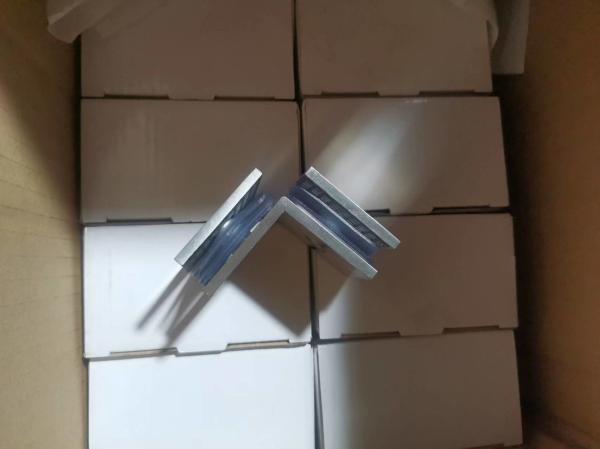 High Accuracy Shower Room Accessories Precision Casting Frameless Shower Door Clamps