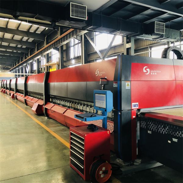 QINHUANGDAO YIWO GLASS CO.,LTD