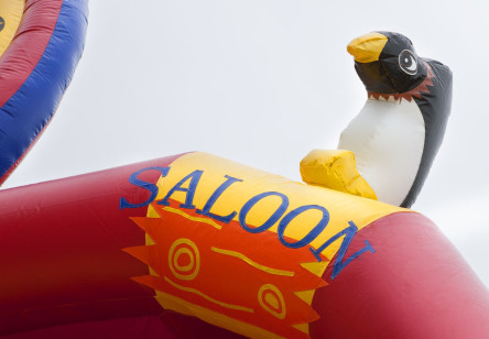 Игры дома прыжока вечеринки по случаю дня рождения замков малышей салона красные коммерчески скача