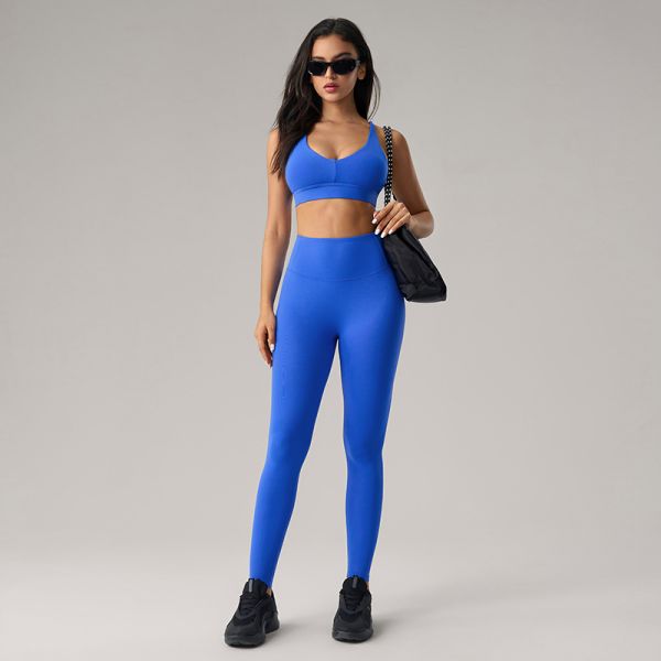 Royal Blue Seamless Sports Bra Buttery Soft Stretch Medium Support for Yoga