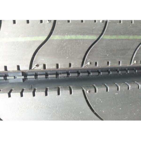 Rib Tread 12R22.5 Highway Truck Tires Four Straight Grooves Design Light Weight