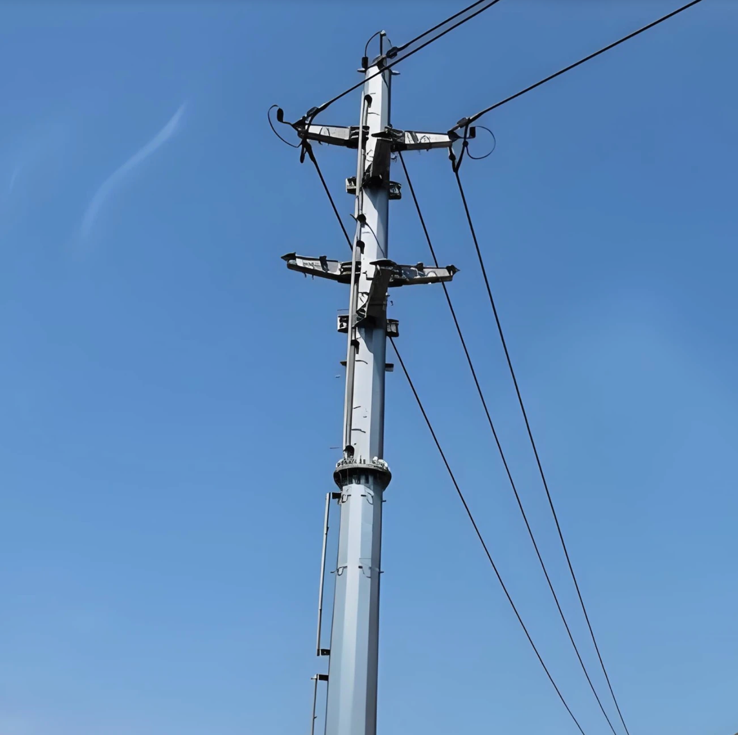 Galvanized / Painted Transmission Line Tower Durable High Voltage Electric Tower