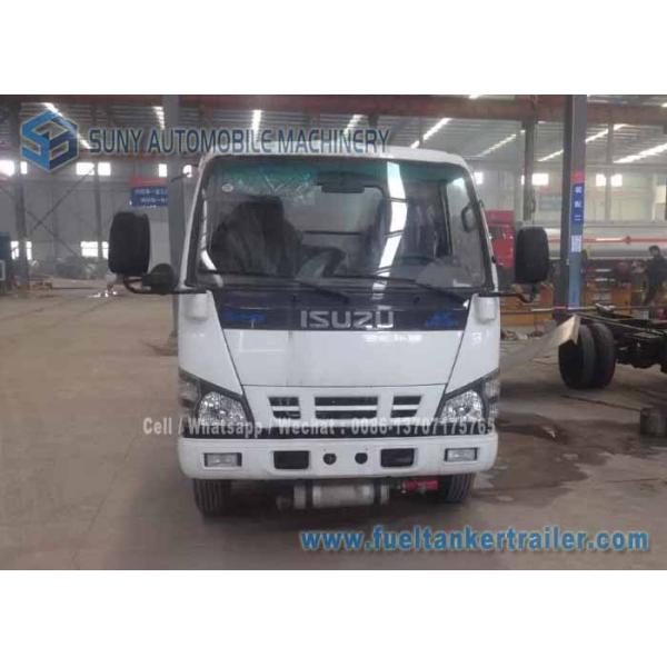 ISUZU 4x2 Fuel Oil Tank Trailer Carbon Steel 4000 L Refuel Tanker Truck