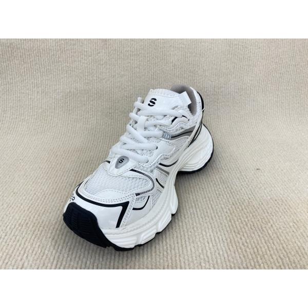 Lace Up Women Comfort Sneakers OEM ODM White And Black Sneakers