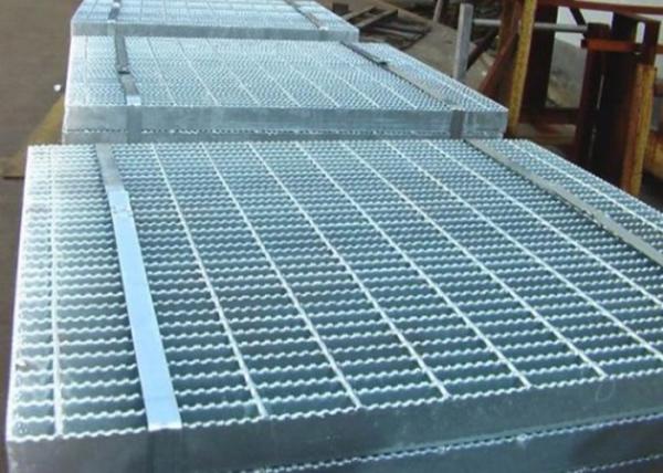 Assoalho grating/grande de aço serrilhado resistente do metal raspa a resistência do patim
