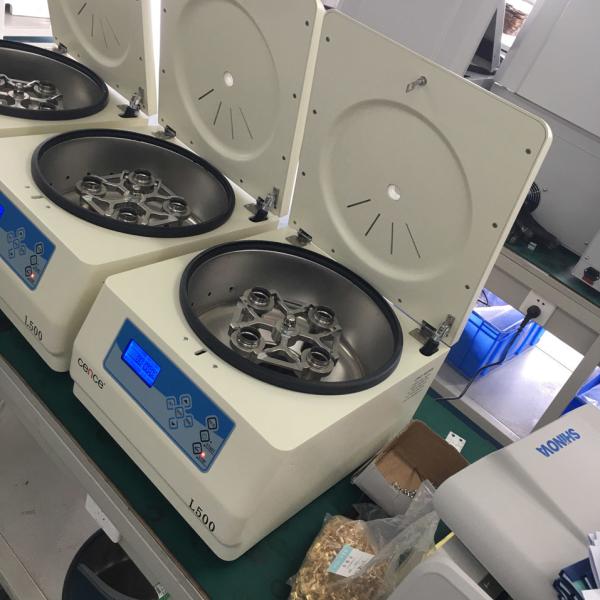 Centrífuga médica L500 5000r/min, capacidad 16x15ml, temporizador 1-99min