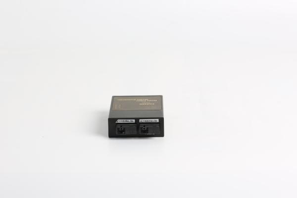 2 100M Fiber Ports 1 100M RJ45 Ports Managed Media Converter 3 Ports