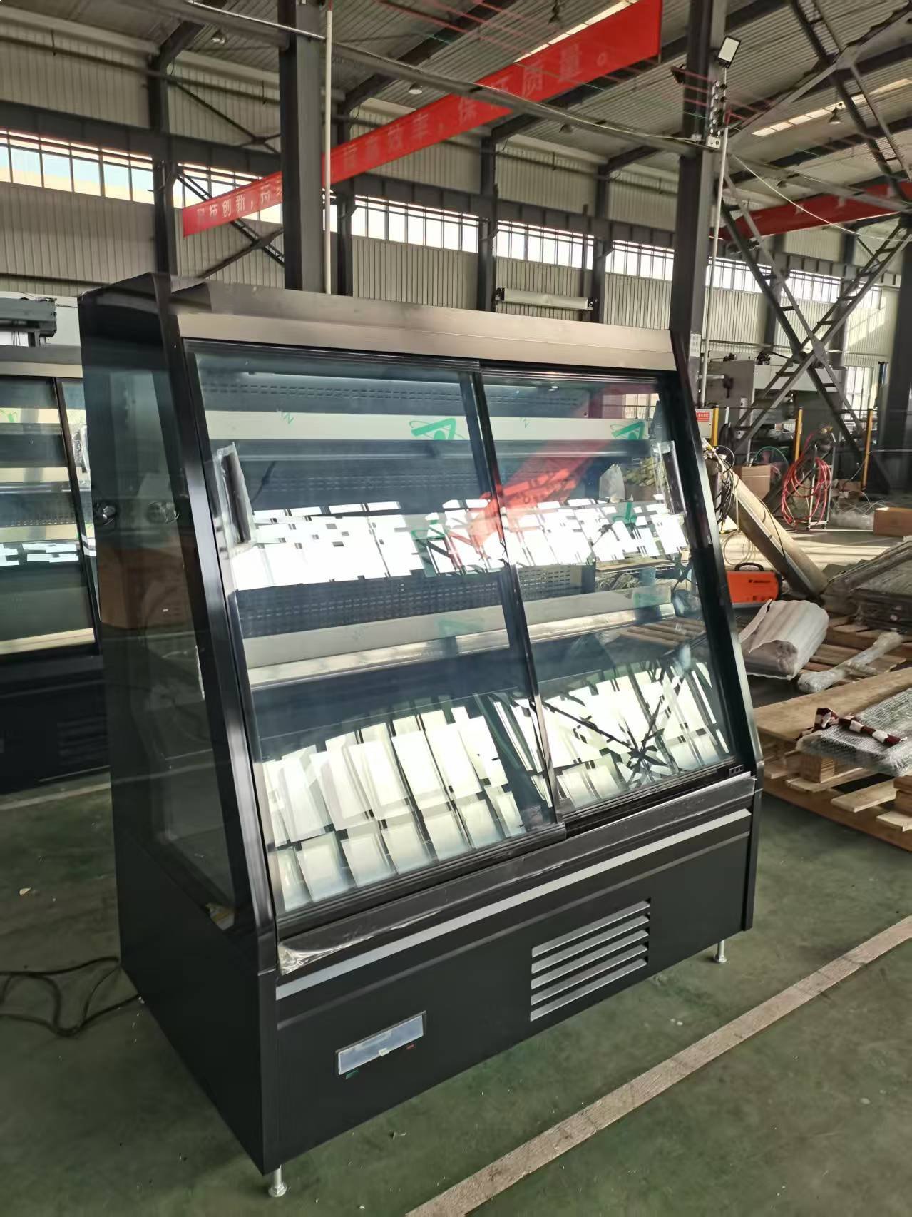 SEMI125SGDS High Efficiency Business Use With Sliding Door Showcase Refrigerator with Digital Temperature Controller