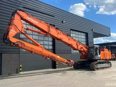 Excavator Long Boom Arm Equipped With Hydraulic Breaker And Capacity Cylinder Scissors