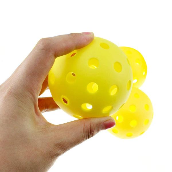 40 trous de rotation extérieure Durée rapide 40 boules de pickleball extérieures sans couture