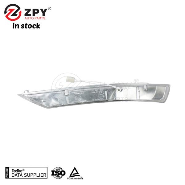 VW Touareg Right Mirror Turn Signal Indicator 7L6949102C