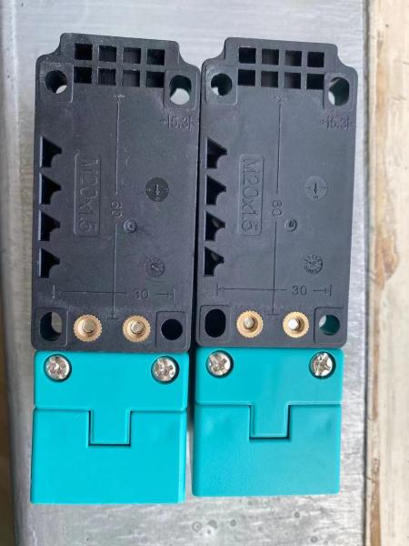 Le détecteur de proximité 3RG4031-6JB00-PF