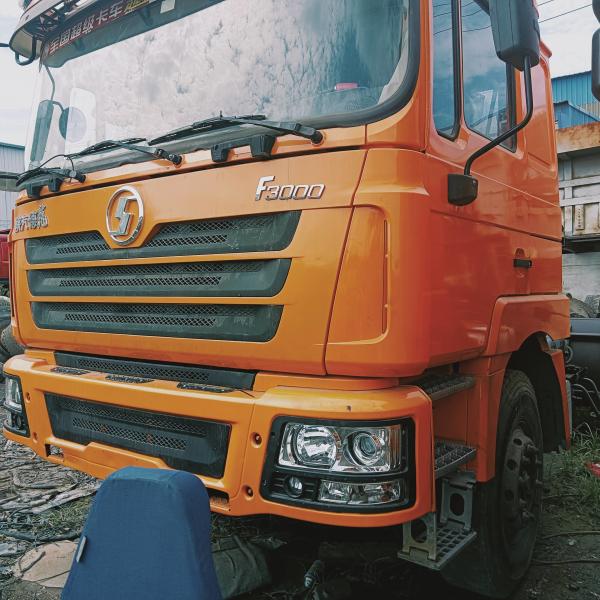 Heavy Used Tractor Trailer Trucks Sinotruck 6x4 10 Wheeler