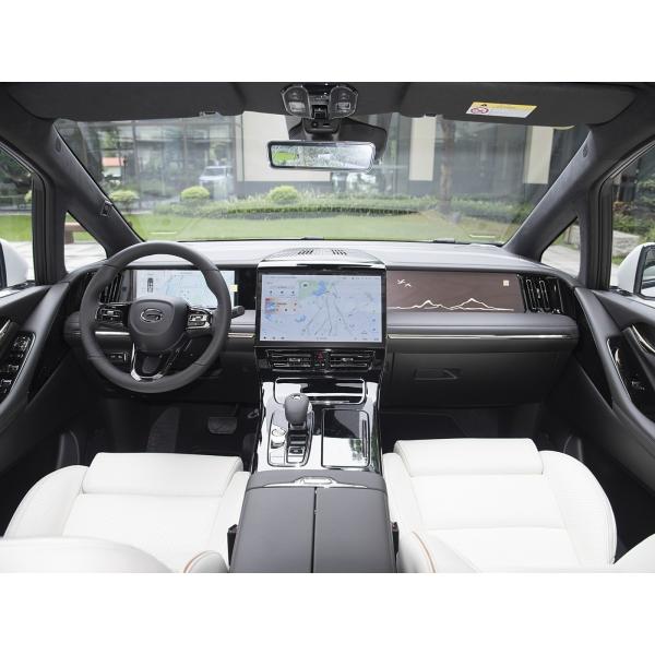 GAC M8 Trumpchi Car MPV Fast Electric New Energy Vehicle 180Km/h