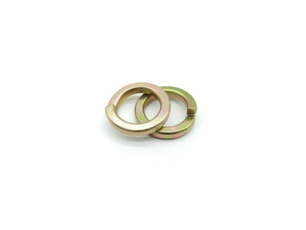 O zinco amarelo das arruelas de aço da mola GB93 chapeou arruelas de fechamento rachadas 2mm 48mm
