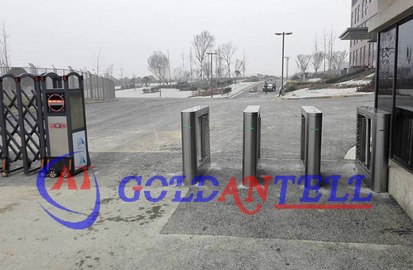 Турникет отпечатка пальцев майн кода 3 турникета QR умного Bi дирекционный