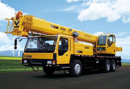 High Efficiency Yellow 50T Truck Mounted Crane For Construction Projet