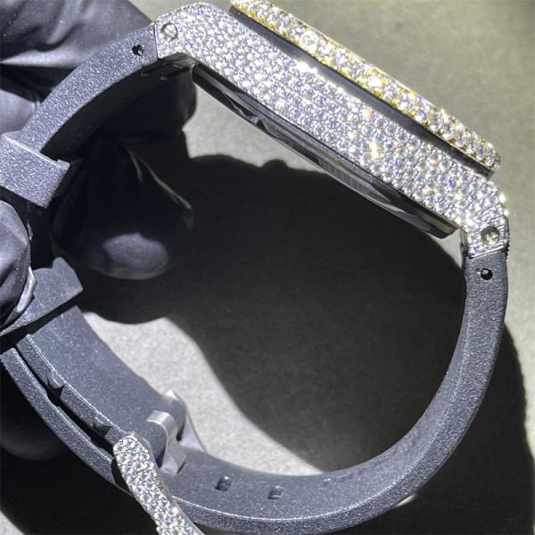 Подгонянный роскошный бюст Moissanite бренда вниз с дозора выхода нержавеющей стали изготовленного на заказ замороженного