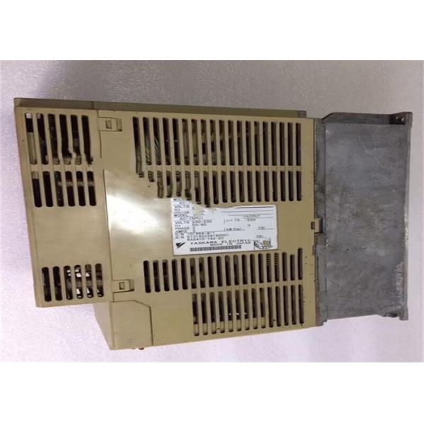Marque Yaskawa SGDB-02 série Nouveaux servo-entraînements CA dans la boîte d'origine