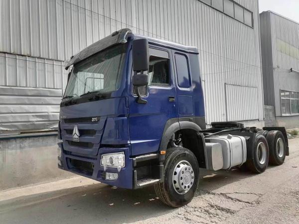 Manual Gearbox Diesel Blue Sinotruk HOWO 6*4 Tractor Truck for Transportation Solutions