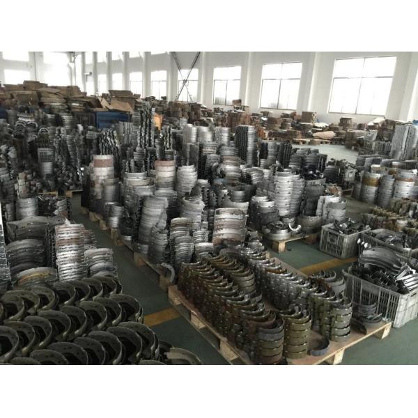 Semi Trailer Dexter Brake Shoes 09 HOWO 8 Holes ODM Replacement 419x177.8MM