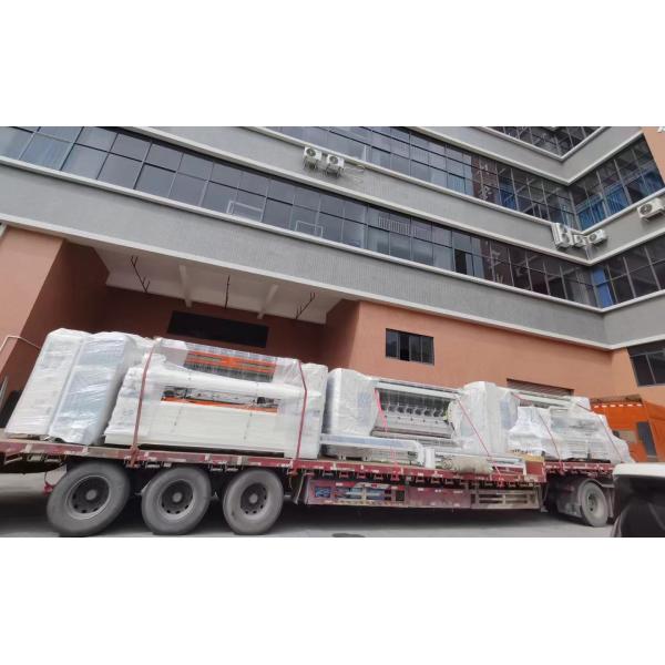 Швейная машина тюфяка ширины NOBO 2450mm для крышек лоскутного одеяла