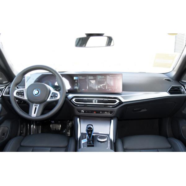 Моторов хэтчбека мест двери 5 BMW I4 M50 чистый электрический автомобиль 2022 5 двойных средний