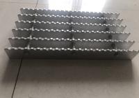 Grille en aluminium dentelée pour la taille adaptée aux besoins du client de matière première du gril 6063 de toit