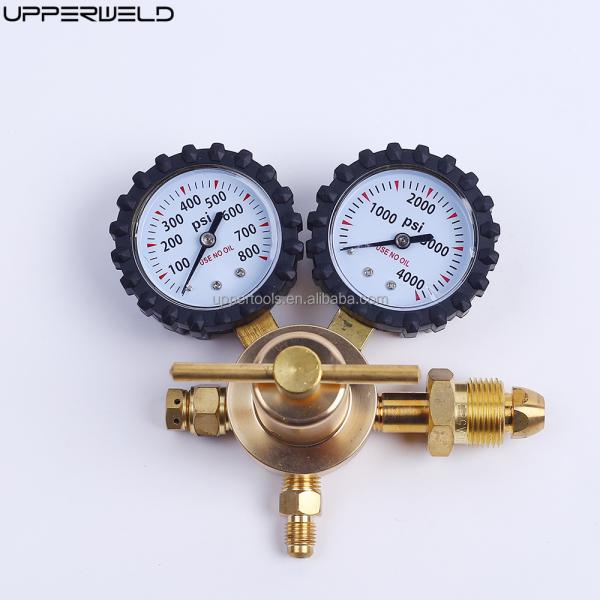 Régulateur d'azote à haute pression en laiton avec manomètre de pression de gaz et connexion d'entrée CGA580