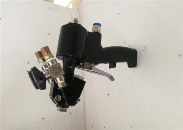 Self Cleaning High Pressure Spray Gun 2KG Light Weight For Transferring PU