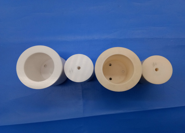 High Pressure Plunger Pumps Alumina / Zirconia Ceramic Injection Pump
