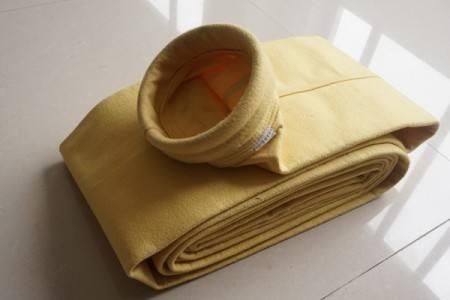 Industry P84 Dust Collector Filter Bags With PTFE Membrane 500~550 GSM