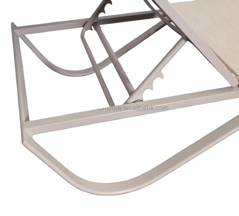 Yoshen Adjustable Poolside Lounge Chair Customized for Resort Hotels