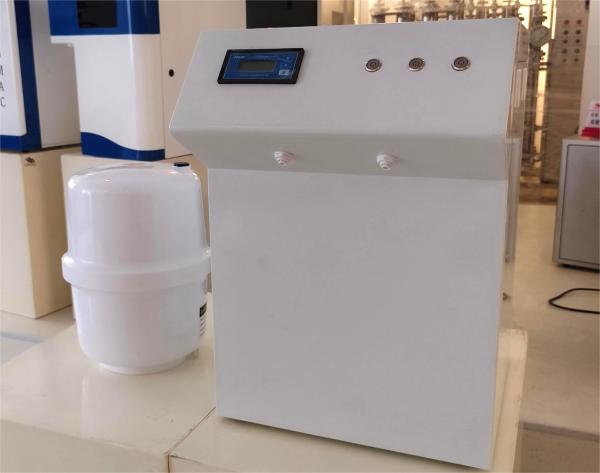 GB/T6682-2008 Standard Ultrapure Water Purification System 40L/H Antibacterial