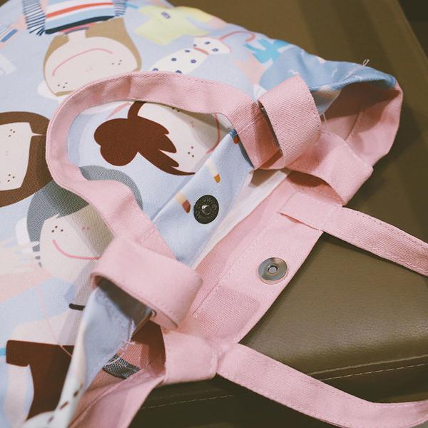 Japanese lovely art canvas single-shoulder bag spray figure cross-body bag small fresh cartoon lady bag