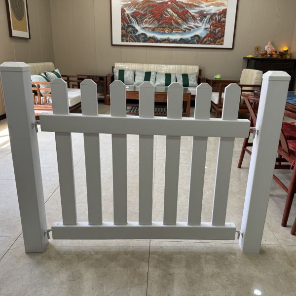 Thick Post European Style PVC Picket Outdoor Fence